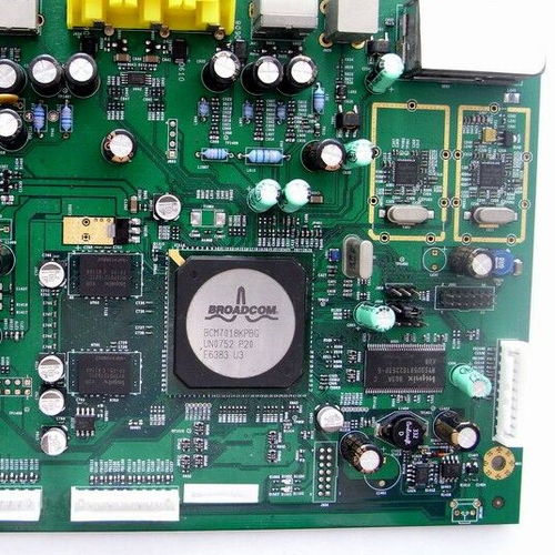 龙华SMT厂 专业SMT加工、插件后焊及软件开发服务